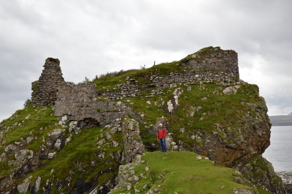 Dunscaith Castle, Tokavaig, Isle of Skye