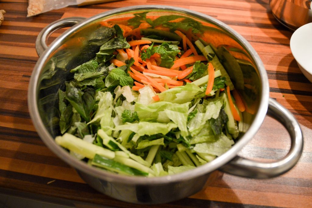 Salad for bún bò Köln