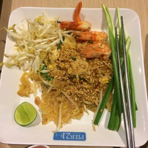 Pad Thai at Hoy Tod, Pier 21, Termainl 21, Bangkok