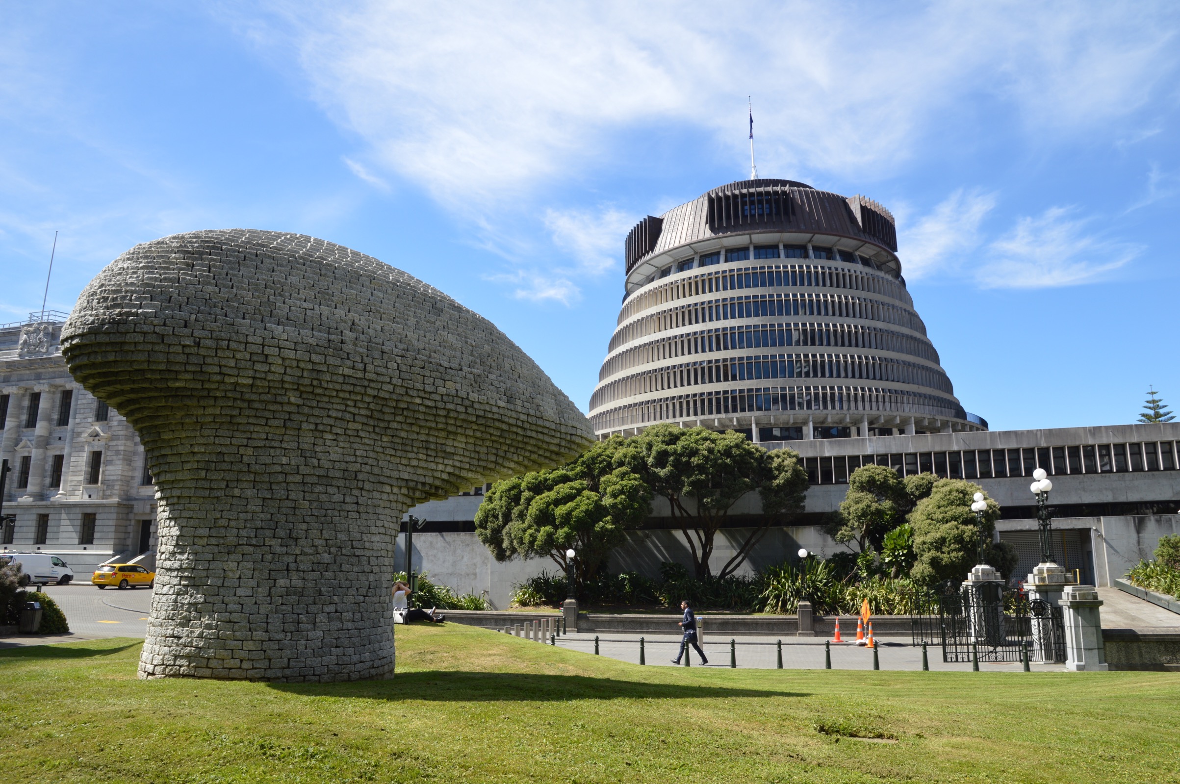 visit beehive wellington