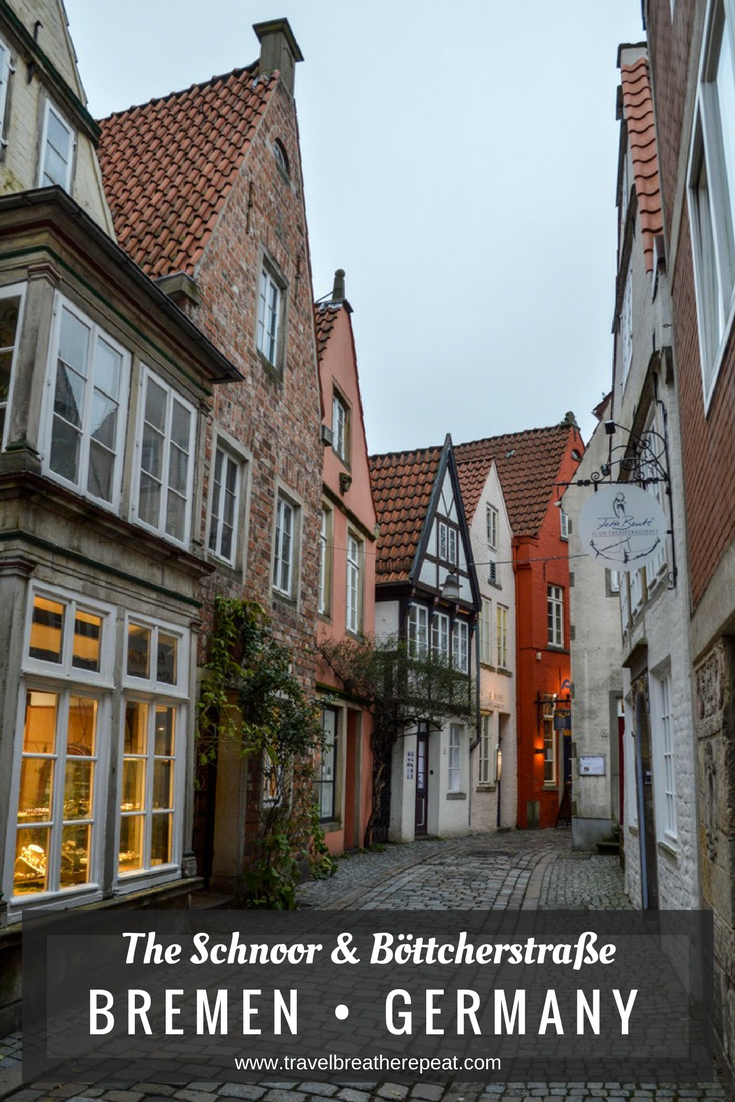Exploring two unique Bremen attractions: the Schnoor and Böttcherstraße; Bremen, Germany; #bremen #germany #deutschland #schnoor #altstadt #Böttcherstraße #europe