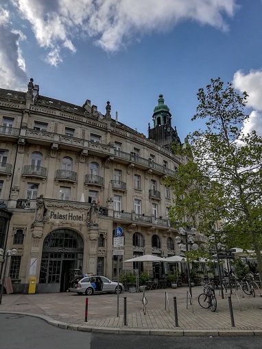 Palast Hotel in Wiesbaden