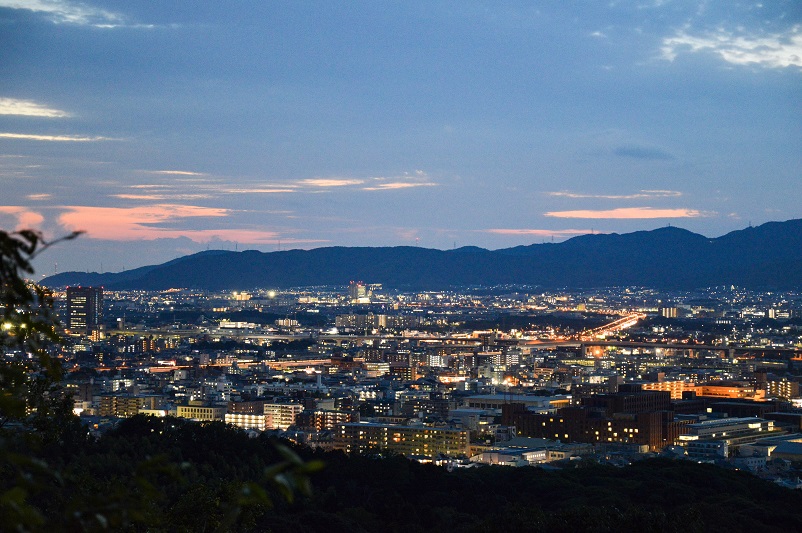 Sunset as seen from Fushimi Inari-taisha during our 6 days in Kyoto